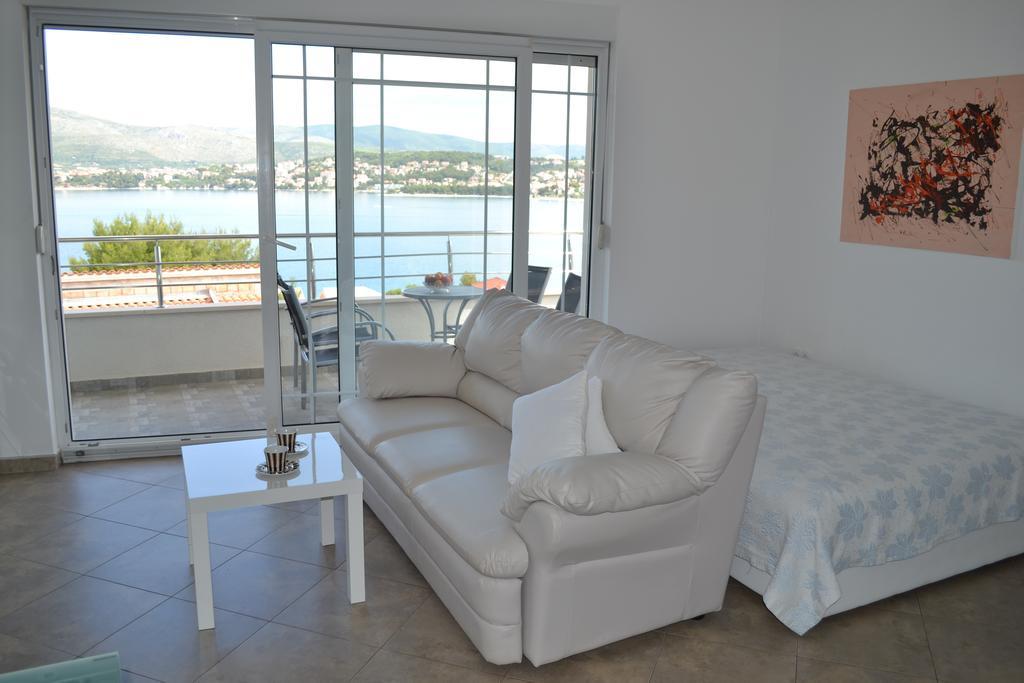 Apartments Oklopcic Trogir Exterior photo