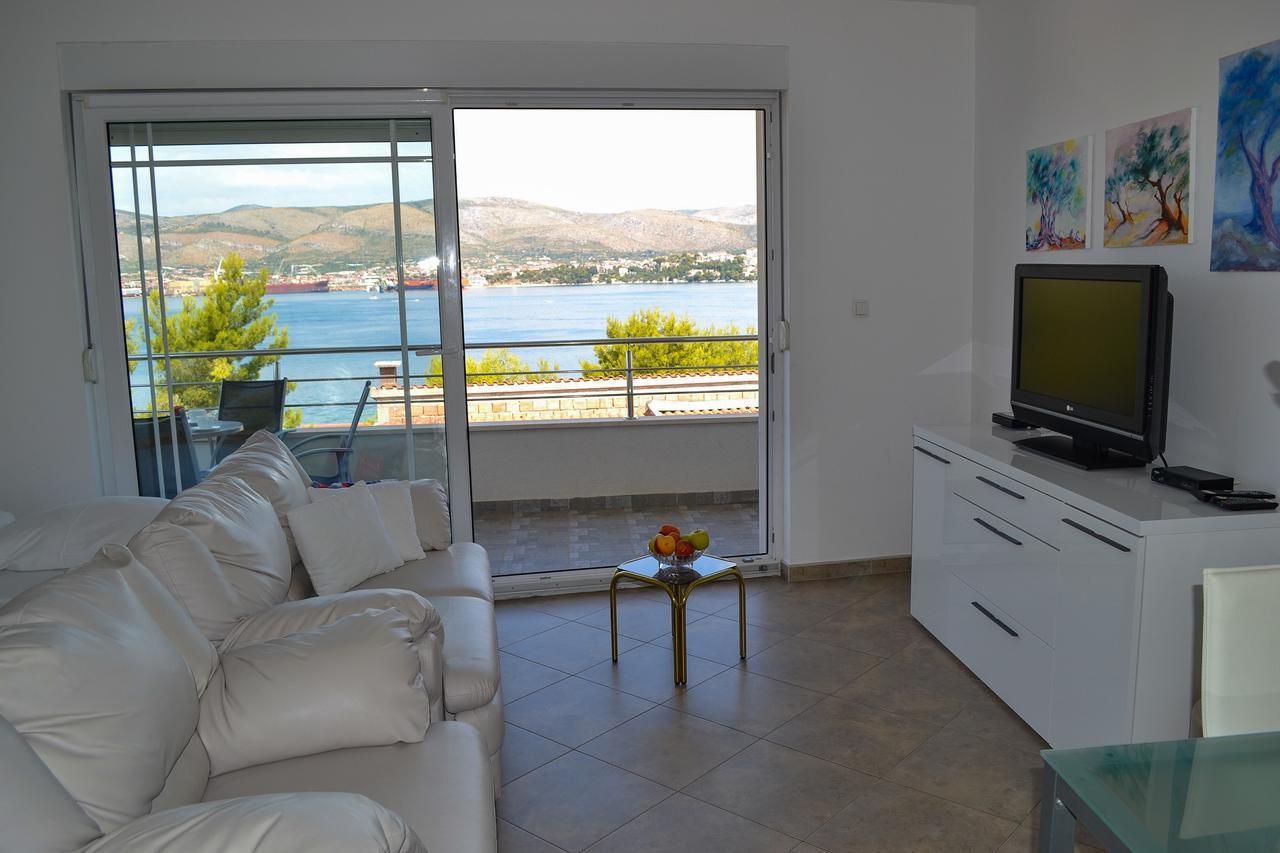 Apartments Oklopcic Trogir Exterior photo